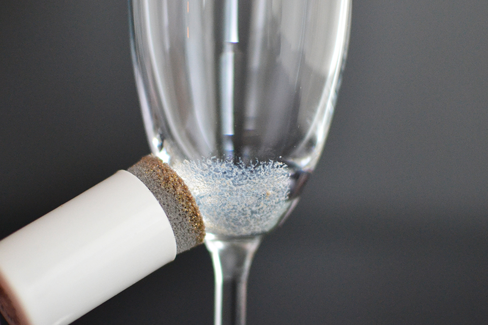 DIY Glitter Champagne Glasses