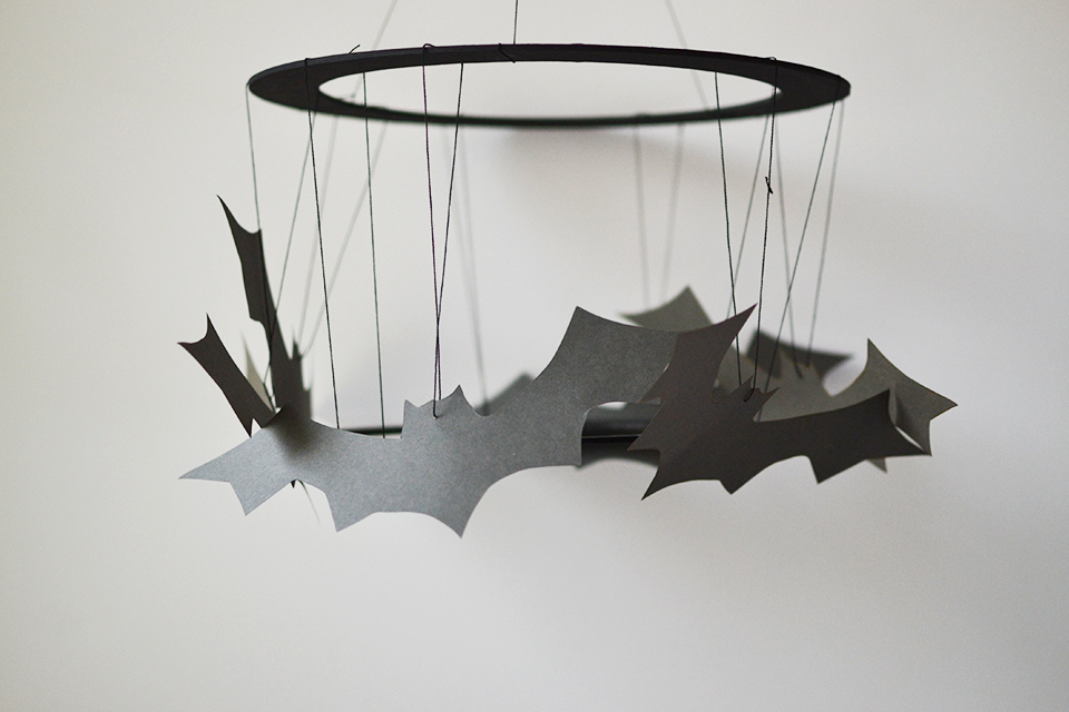 DIY Halloween Hanging Bats