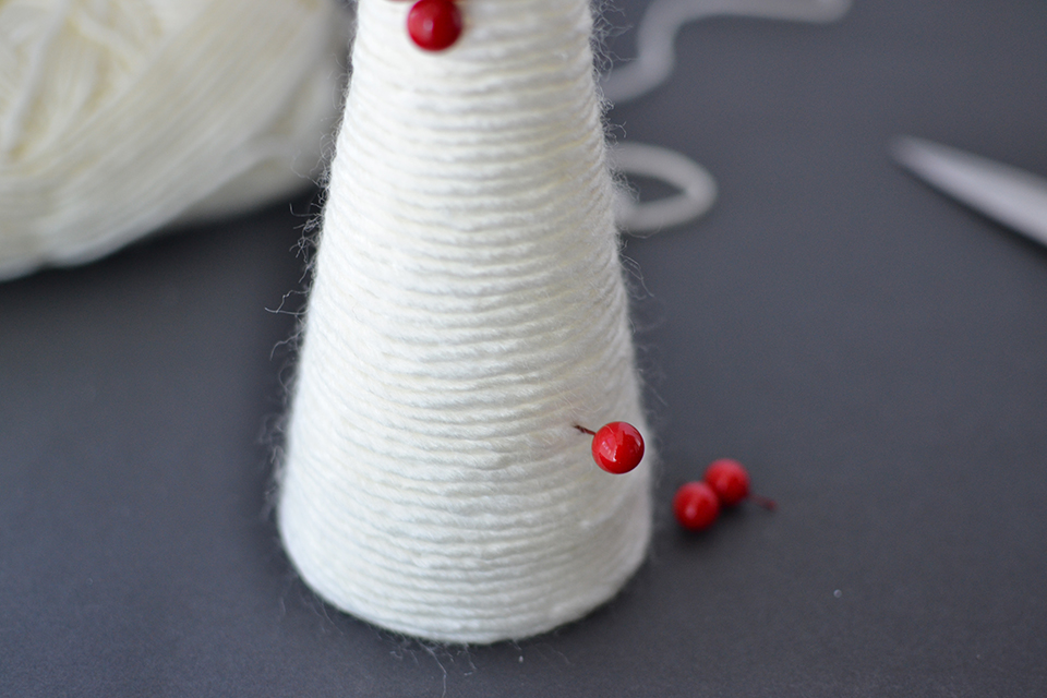 DIY Holiday Yarn Trees