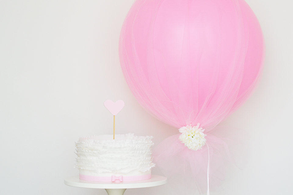 Tulle balloons sales baby shower