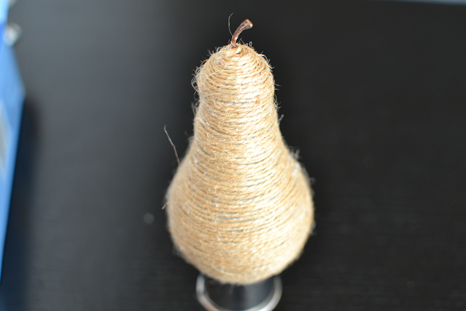 DIY Twine Light Bulb Pears