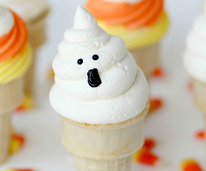 Ghost Cupcake Cones