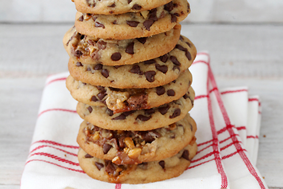 Chewy Chocolate Chip Snickers Cookies