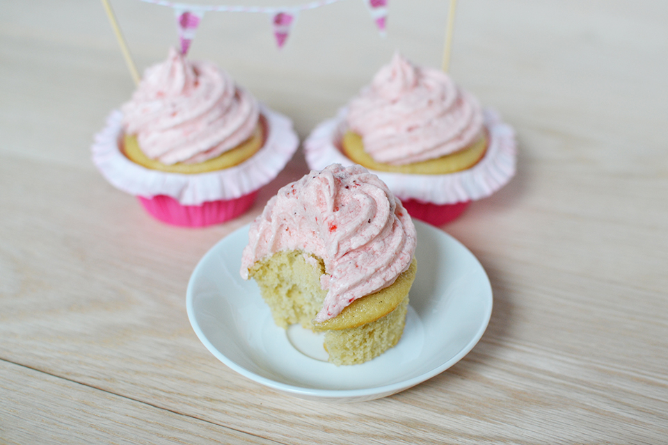 Strawberry Frosting Recipe By Sweet Society