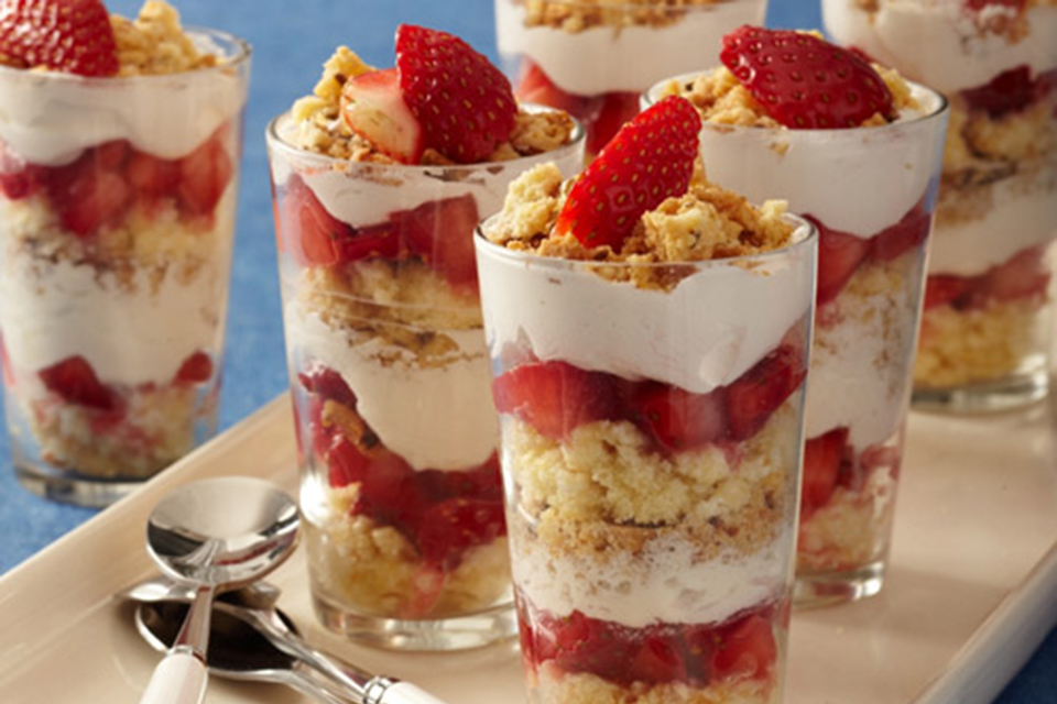 Tiny Twinkie Strawberry Trifles