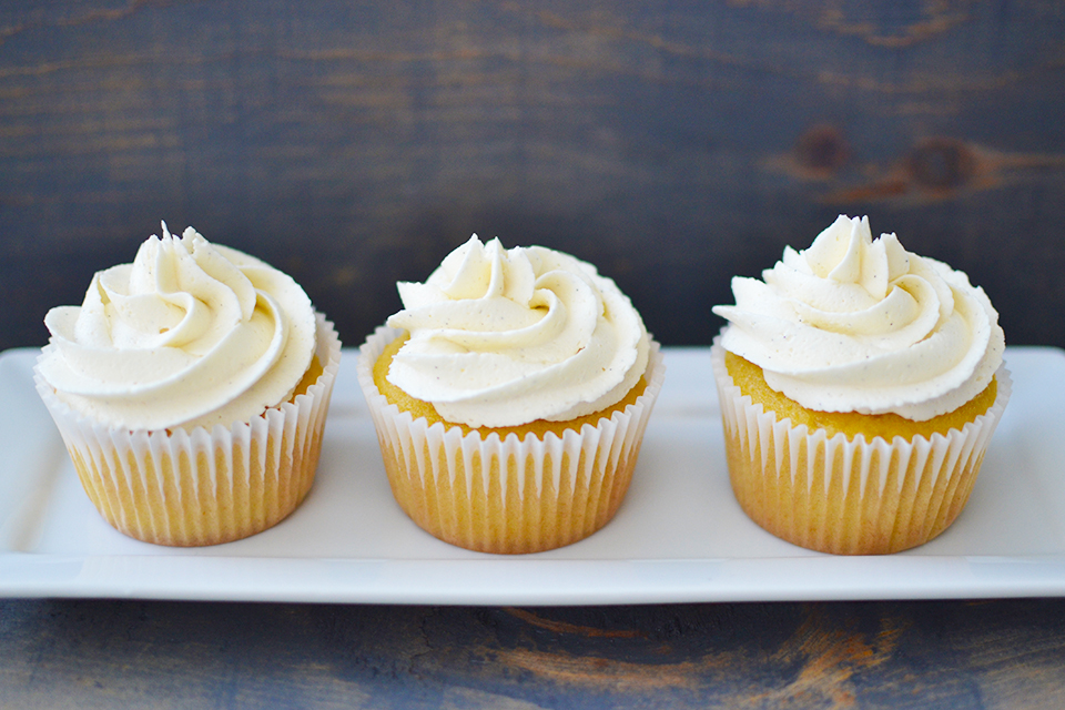 Quick Homemade Vanilla Cupcakes Recipe